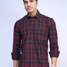MARK & ALBERT India Slim Fit Opaque Tartan Checked Cotton Casual Shirt-image-58