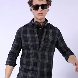 The Indian Garage Co Slim Fit Checked Pure Cotton Casual Shirt-image-97