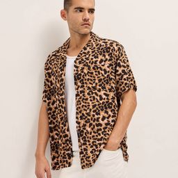 THE BEAR HOUSE Men Relaxed Fit Cuban Collar Animal Printed Casual Shirt-image-18