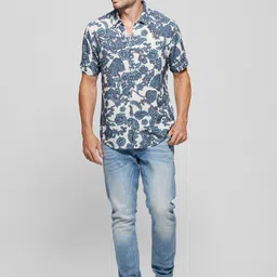GUESS Men Opaque Printed Casual Shirt-image-31