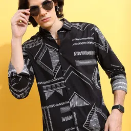 HIGHLANDER Black & Grey Geometric Printed Slim Fit Cotton Casual Shirt-image-31