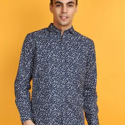 V-Mart Men Floral Printed Spread Collar Long Sleeves Cotton Casual Shirt-image-81