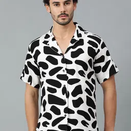 Kotty Men Cuban Collar Abstract Printed Casual Shirt-image-85