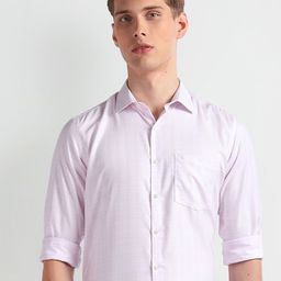 Arrow Spread Collar Opaque Checked Cotton Autopress Formal Shirt-image-87