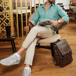 Campus Sutra Solid Button-Front Shirt image 1