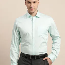 Turtle Men Solid Spread Collar Pure Cotton Formal Shirt-image-20