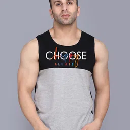 SLOWLORIS Round Neck Colourblocked Cotton T-shirt-image-45
