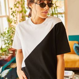 Olalook Women Colourblocked Round Neck Regular Fit T-shirt-image-54