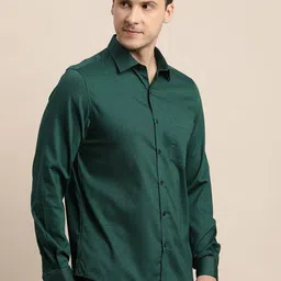 Turtle Men Solid Spread Collar Formal Shirt image 4