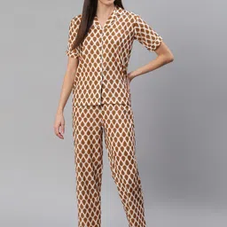 Cation Women White & Tan Brown Printed Pure Cotton Night Suit-image-20