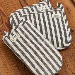H&M Grey & White 2-Pack Linen-Blend Pot Holders-17