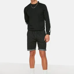 Trendyol Men Mid-Rise Striped Technology Shorts-image-66