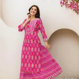 Ishin Ethnic Motifs Printed Thread Work Pure Cotton Straight Kurta With Skirt-24