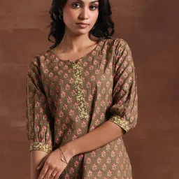 Libas Floral Printed Thread Work Pure Cotton Straight Kurti-image-14