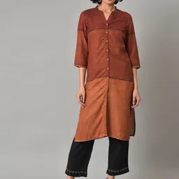 W Women Colourblocked Kurta with Trousers-picture-30