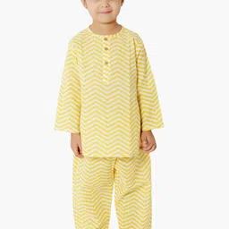BAESD Girls Chevron Printed Pure Cotton Kurti With Lounge Pant-picture-1