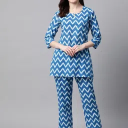 Meeranshi Women Printed Night suit-image-17