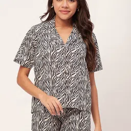 Moomaya Animal Printed Shirt With Shorts-image-9