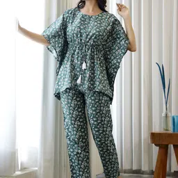 SANSKRUTIHOMES Women Olive Green & White Printed Pure Cotton Night suit-50