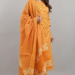 Women Pure Cotton Kurta Pant Dupatta Set-image-91