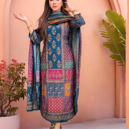 Women Viscose Rayon Kurta Pant Dupatta Set-image-80