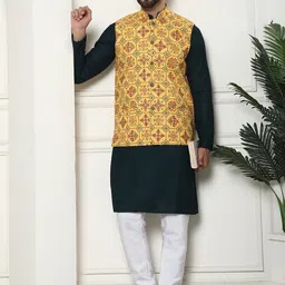 SOJANYA Checked Regular Pure Cotton Kurta with Churidar & Nehru Jacket-picture-1