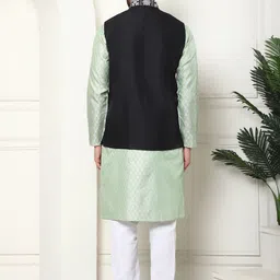 SOJANYA Men Regular Thread Work Kurta with Churidar image 4