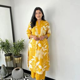 Women Cotton Rayon Kurta Palazzo Set-image-22