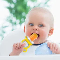 jublyn Soft silicone bag with small holes Teether and Feeder image 4