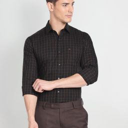 arrow Men Slim Fit Checkered Cut Away Collar Formal Shirt-picture-49