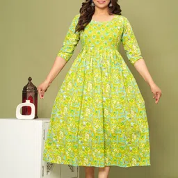 Fasnesio Women Geometric Printed Thread Work Floral Anarkali Kurta-picture-8