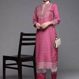 Varanga Women Magenta Bandhani Printed Kurta with Trousers-picture-16