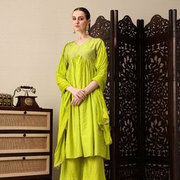 House of Pataudi Yoke Design Empire Sequinned Jashn Kurta With Palazzos & With Dupatta image 3
