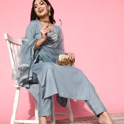 SheWill Women Ethnic Motifs Silk Blend Hyper Texture Kurta Set-image-76