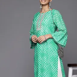 Varanga Women Green & White Leheriya Printed Bell Sleeves Gotta Patti Kurta-picture-4