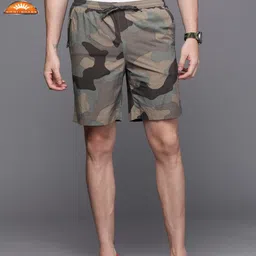 Columbia Men Olive Green Camouflage Printed Omni-Shield Omni-Shade M Summerdry Short-image-29