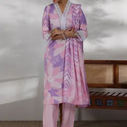 Libas Floral Printed V-Neck Straight Kurta with Trouser & Dupatta image 5