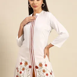 INDYES Floral Embroidered Thread Work Kurti-picture-49