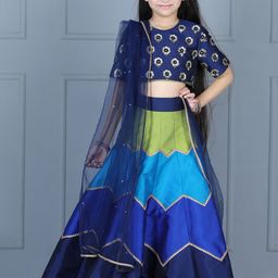 THE LITTLE CELEBS Girls Embellished Sequinned Ready to Wear Lehenga & Blouse With Dupatta-picture-7