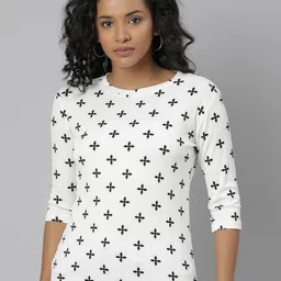 SHOWOFF Floral Printed Slim Fit T-shirt-image-58