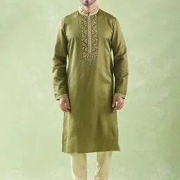 Arihant Rai Sinha Floral Embroidered Mandarin Collar Straight Kurta with Churidar-image-42