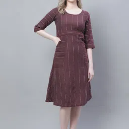 Enchanted Drapes Striped Flared Sleeve Pure Cotton A-Line Dress-picture-17