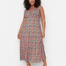 Trendyol Plus Size Floral Print A-Line Midi Dress-picture-10