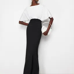Trendyol Colourblocked Flared Sleeves Maxi Dress-image-15