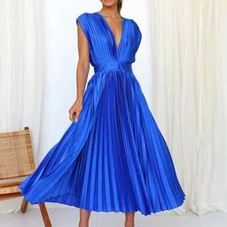 StyleCast x Revolte V-Neck Pleated Maxi Dress-image-33