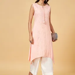 YU by Pantaloons Chikankari Kurta-picture-31