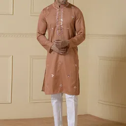 Satwaa Men Embellished Thread Work Pathani Kurta-image-78