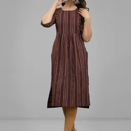 Lerkiza Women Maternity Anarkali Kurta-picture-53
