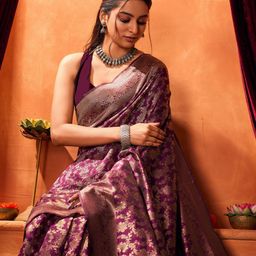 Varanga Ethnic Motif Zari Woven Banarasi Saree-picture-10