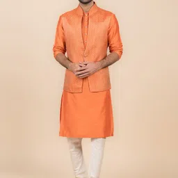 Tasva Mandarin Collar Regular Kurta With Churidar-image-40
